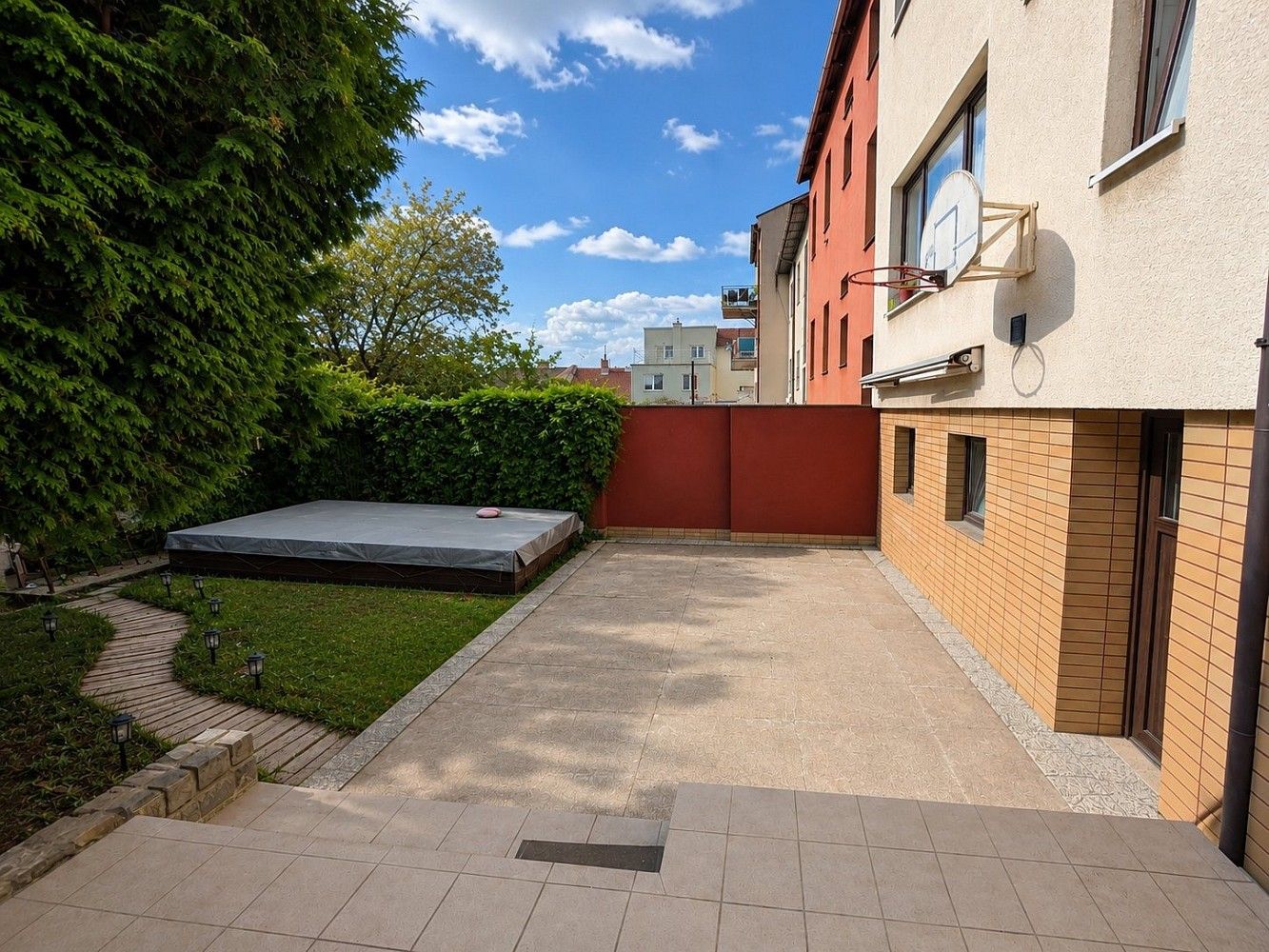 Rodinné domy, Potácelova, Brno - Židenice, 294 m² - 2