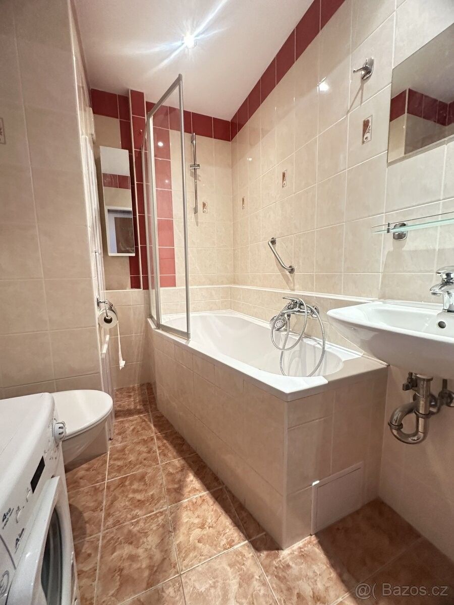 Pronájem byt - Jablonec nad Nisou, 466 01