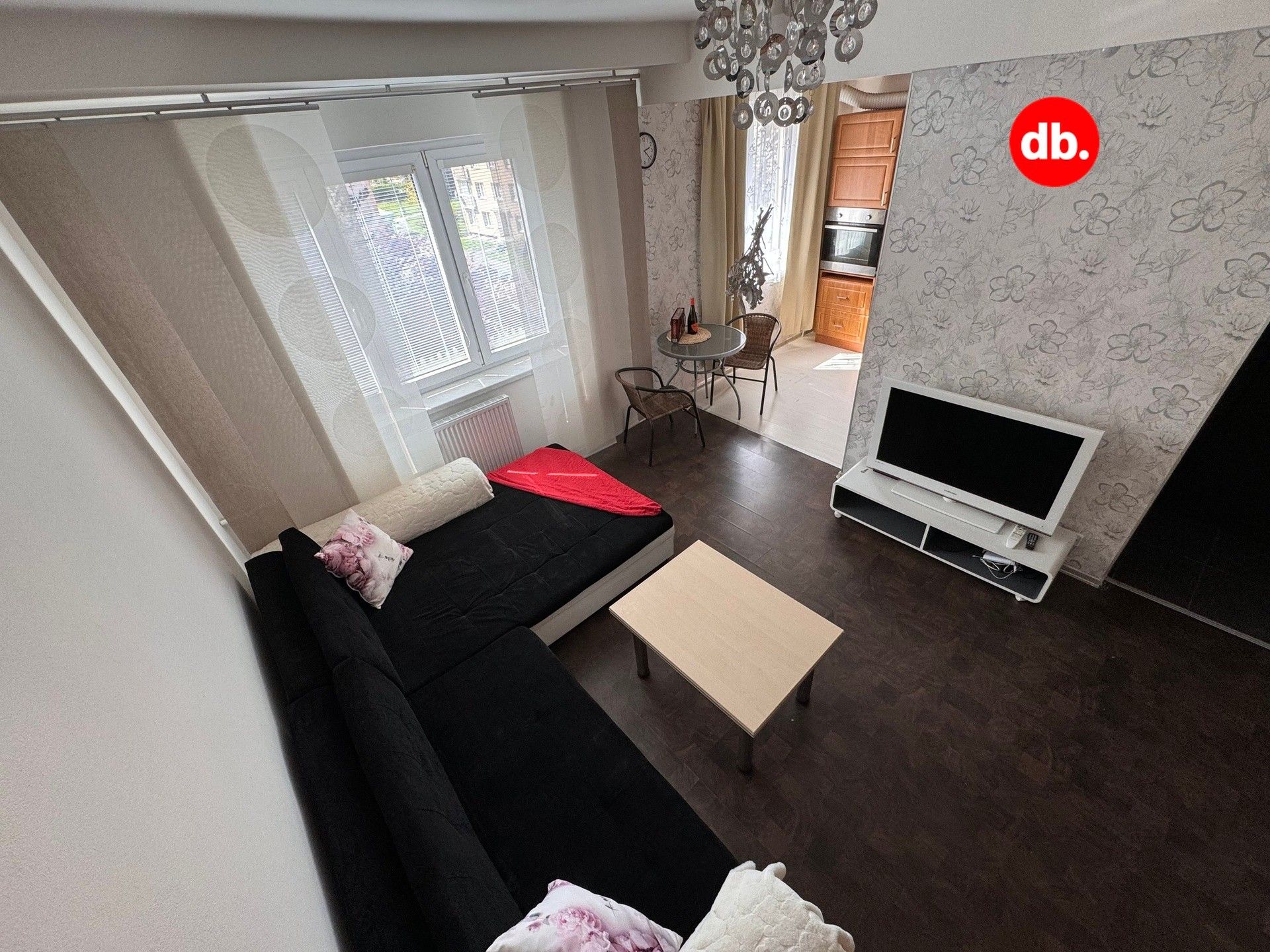 Pronájem byt 2+kk - Závodu míru 331, Karlovy Vary Stará Role, 60 m² - 5
