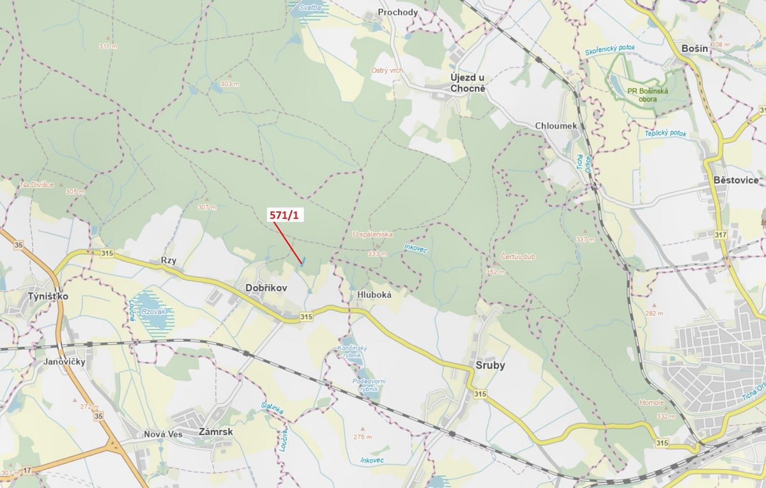 Les, 2 332 m²