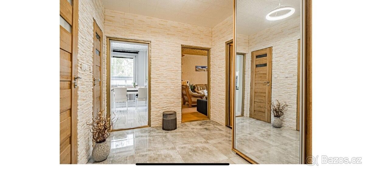 Pronájem byt - Český Těšín, 737 01