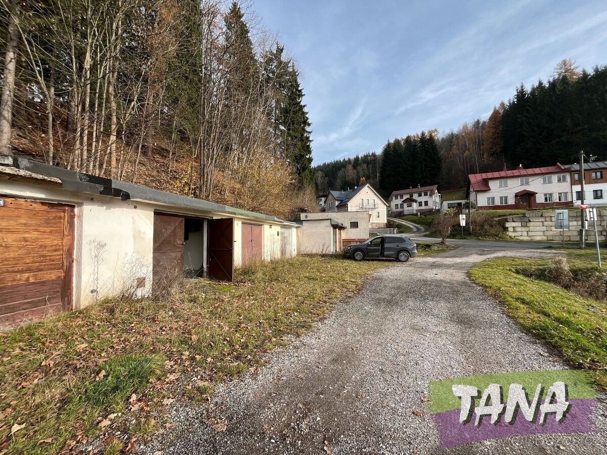 Garáže, Vrchlabí, 543 01