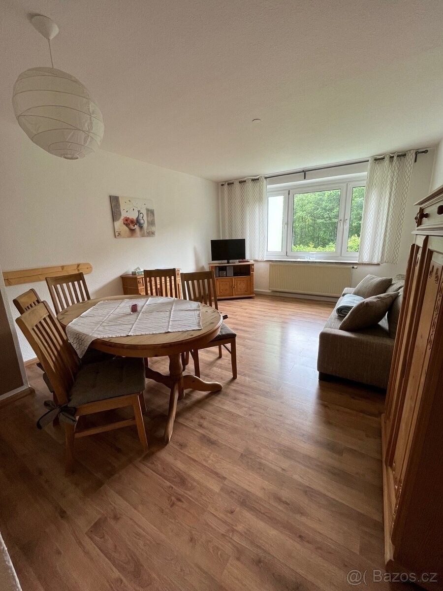 Ostatní, Zahraničí, 987 66, 60 m²