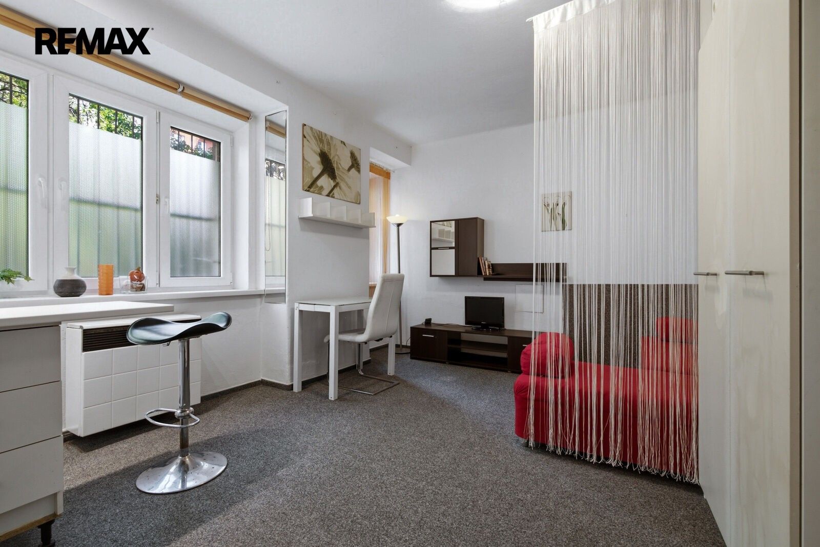 1+kk, Na dolinách 329, Praha Podolí, 25 m² - 1