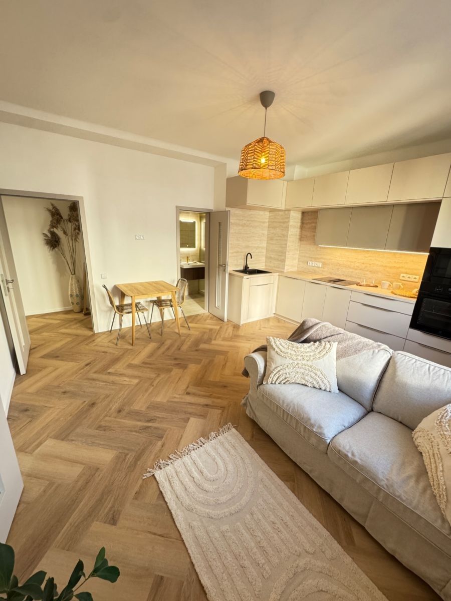 Prodej byt 2+kk - Nad Kajetánkou, Praha - Břevnov, 48 m² - 2