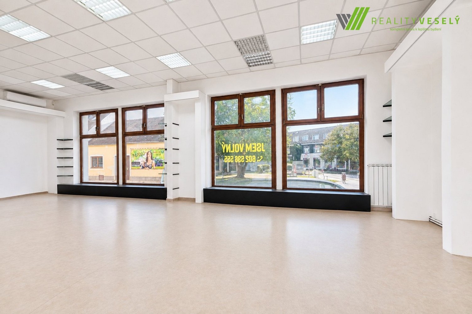 Obchodní prostory, Štefánikova, Hodonín, 90 m² - 2