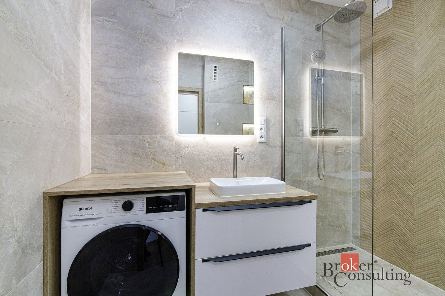 Prodej byt 2+kk - Podroužkova, Ostrava - Poruba, 54 m² - 2