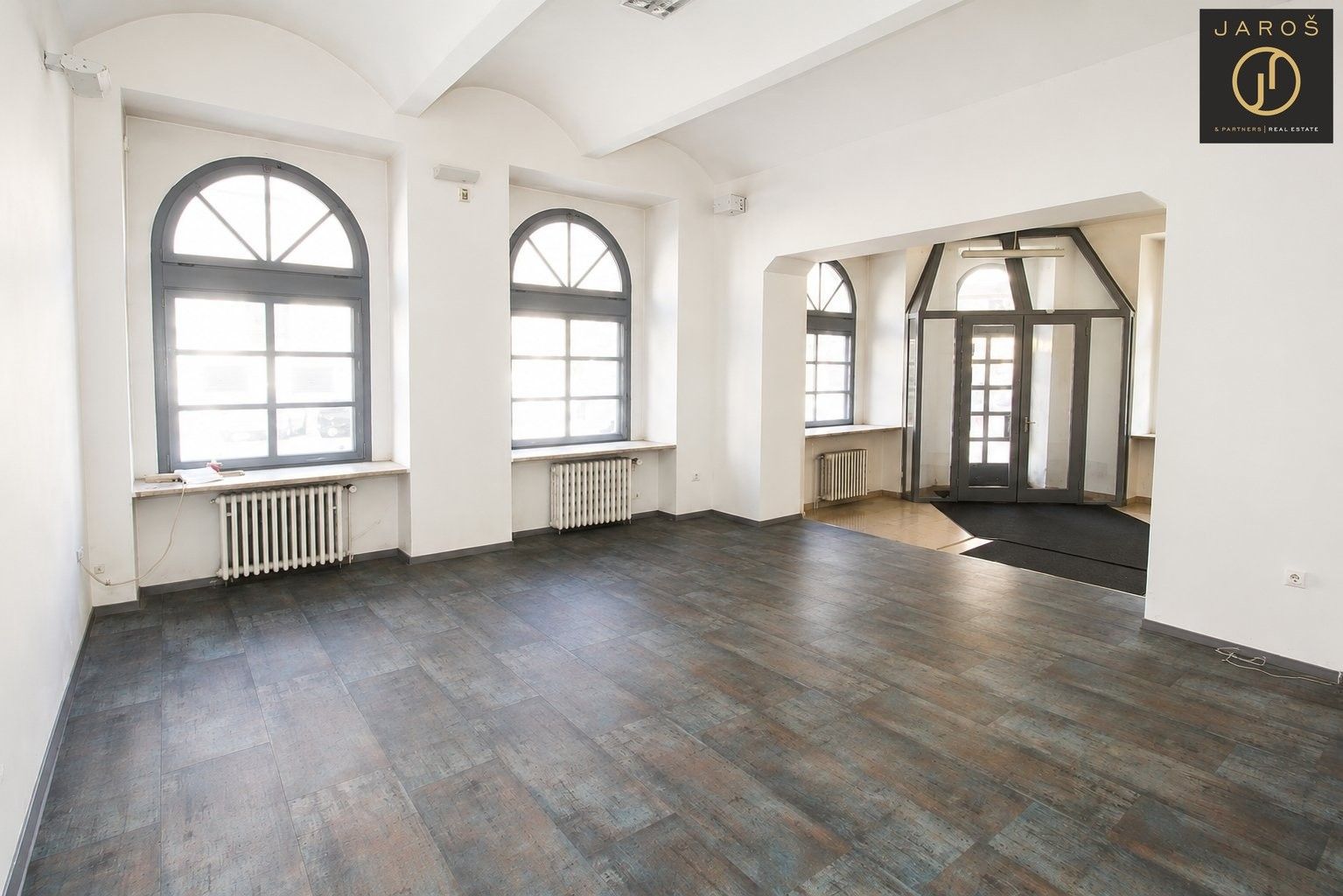 Restaurace · 145 m² · Jana Zajíce, Praha - 4