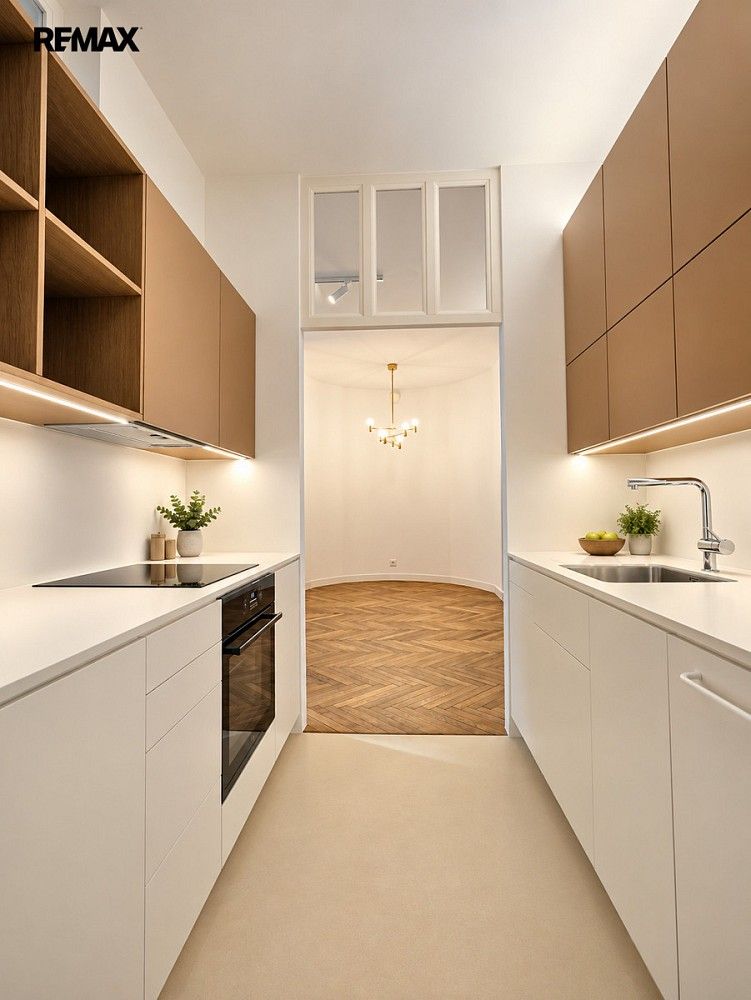 Pronájem byt 3+1 - Národní obrany, Praha 6 - Bubeneč, 91 m² - 5