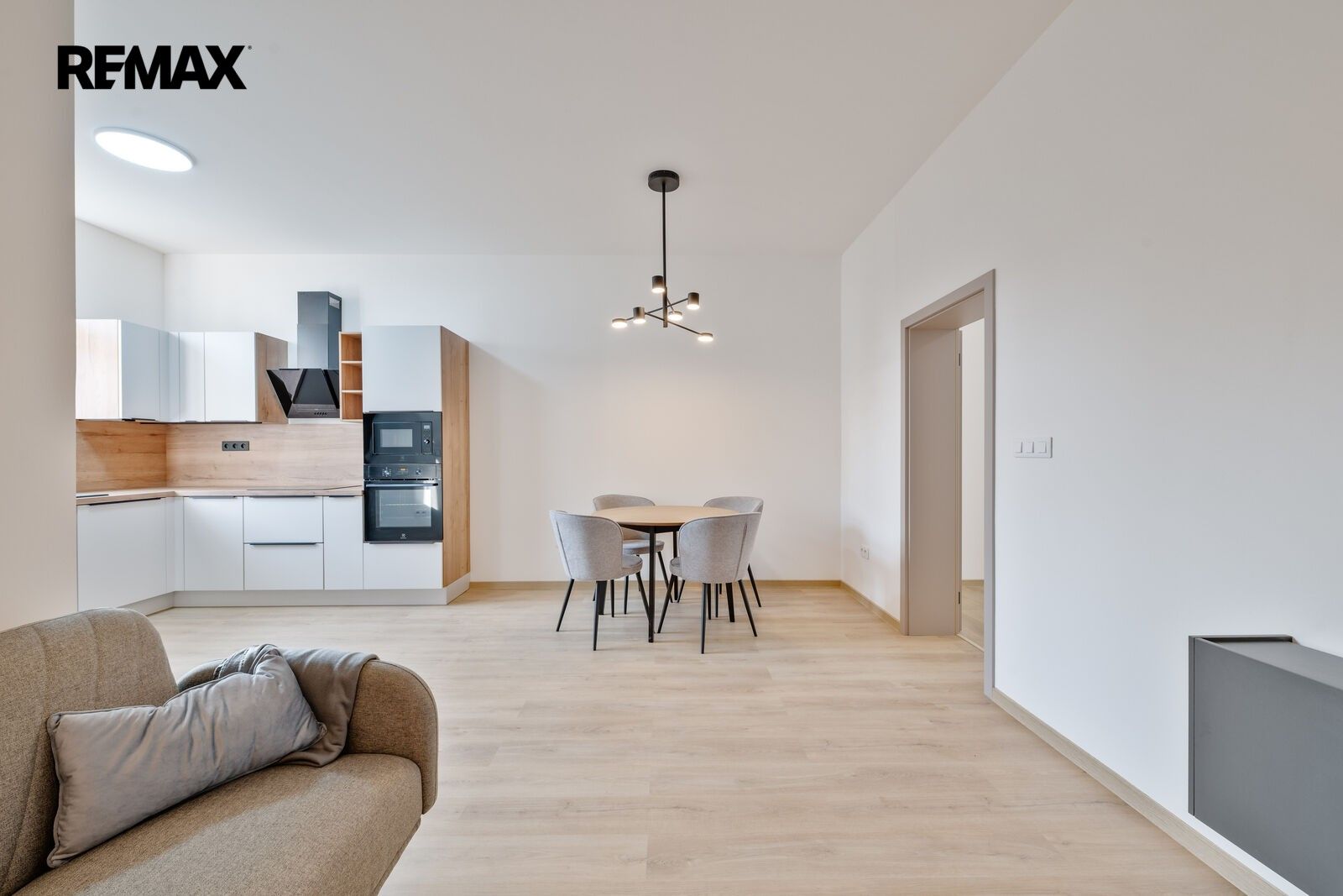 3+kk, Štítného 65, České Budějovice 6, 79 m² - 1