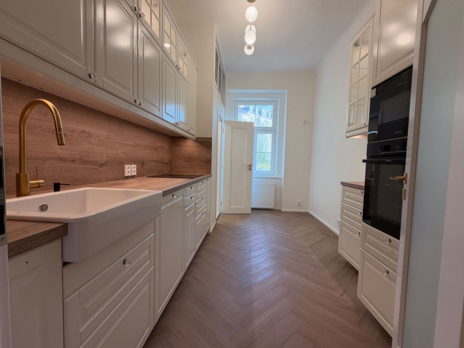 2+1, Jana Zajíce, Praha - Bubeneč, 65 m² - 2