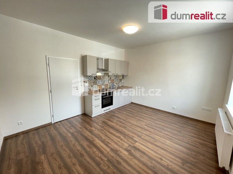 Pronájem byt 2+kk - Mírové nám., Jílové, 40 m²