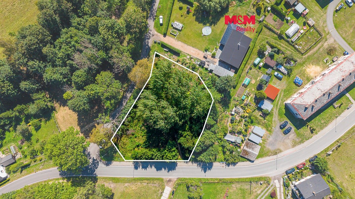 Pozemek pro bydlení, 2 103 m²