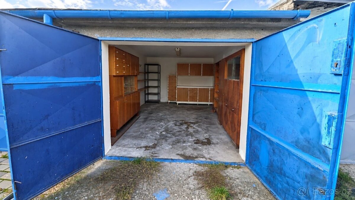 Prodej garáž - Hodonín, 695 01 - 2