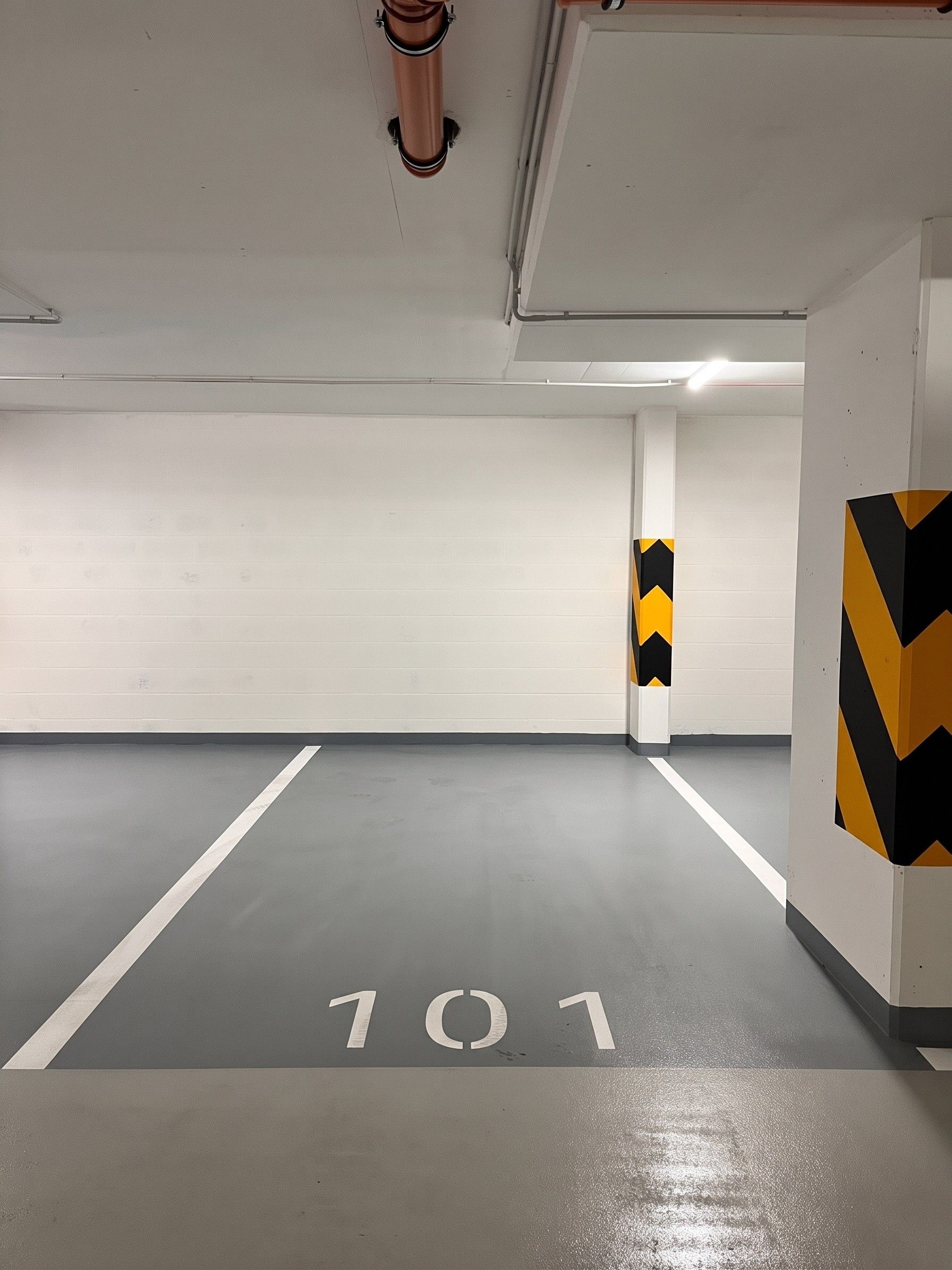 Garáže, U Traktorky, Praha, 13,9 m² - 1