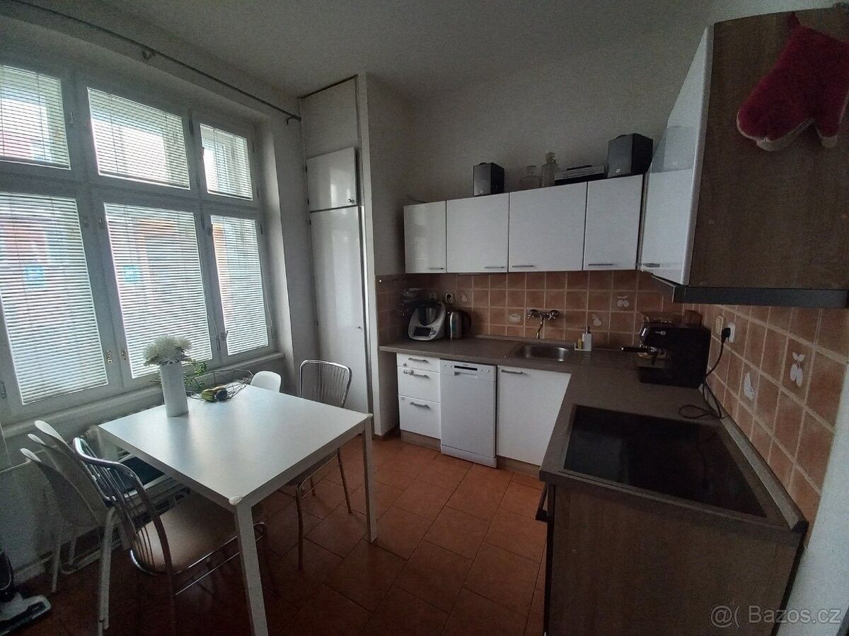Pronájem byt 2+1 - Hradec Králové, 500 02, 50 m²