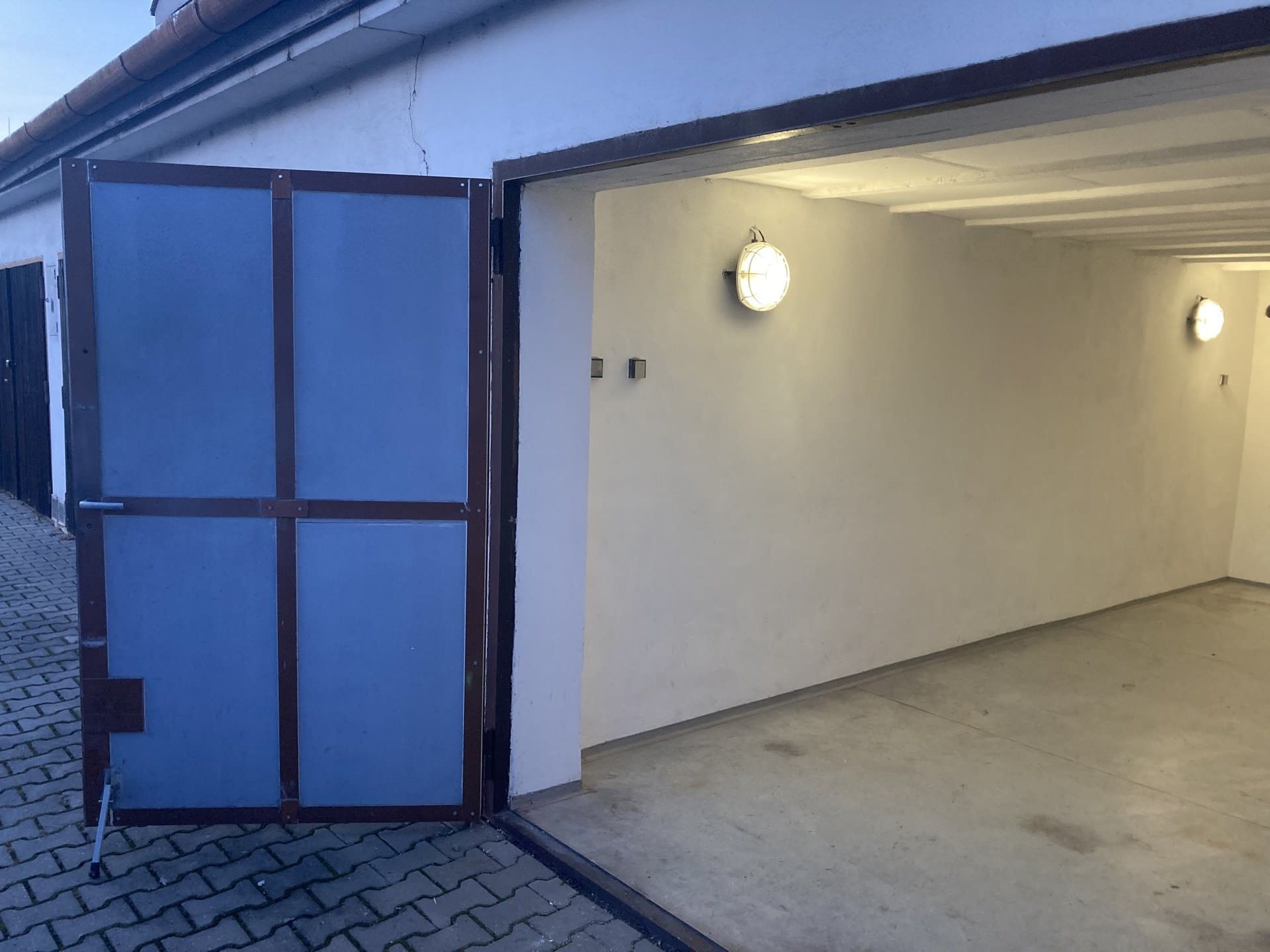 Pronájem garáž - Jiřího z Poděbrad, Uherské Hradiště, 20 m² - 5