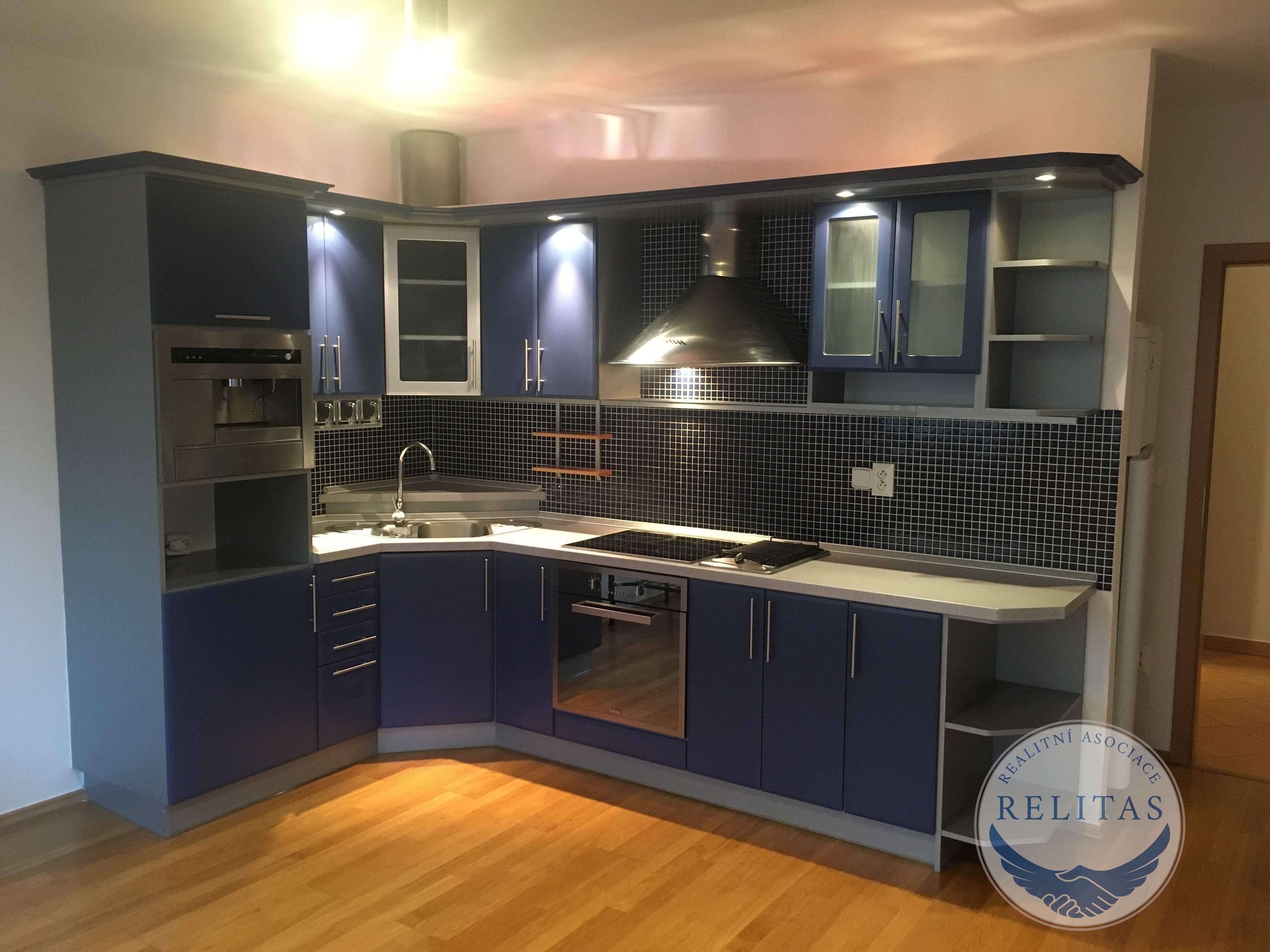 2+kk, Kovanecká, Praha, 52 m²