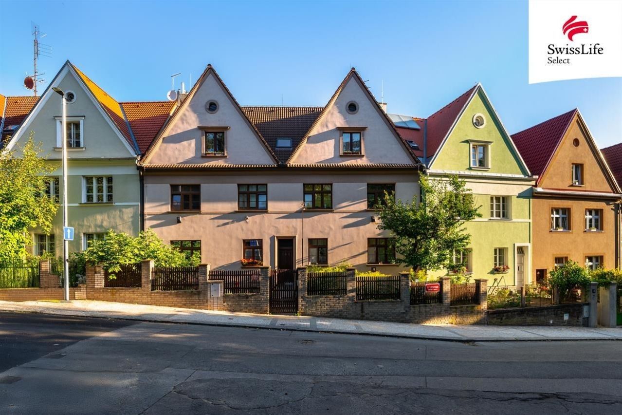 3+1, 8. listopadu , Praha Břevnov, 80 m² - 1