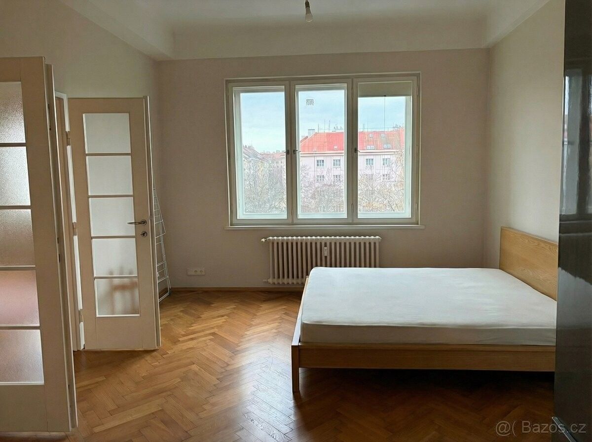 Pronájem byt - Praha, 160 00