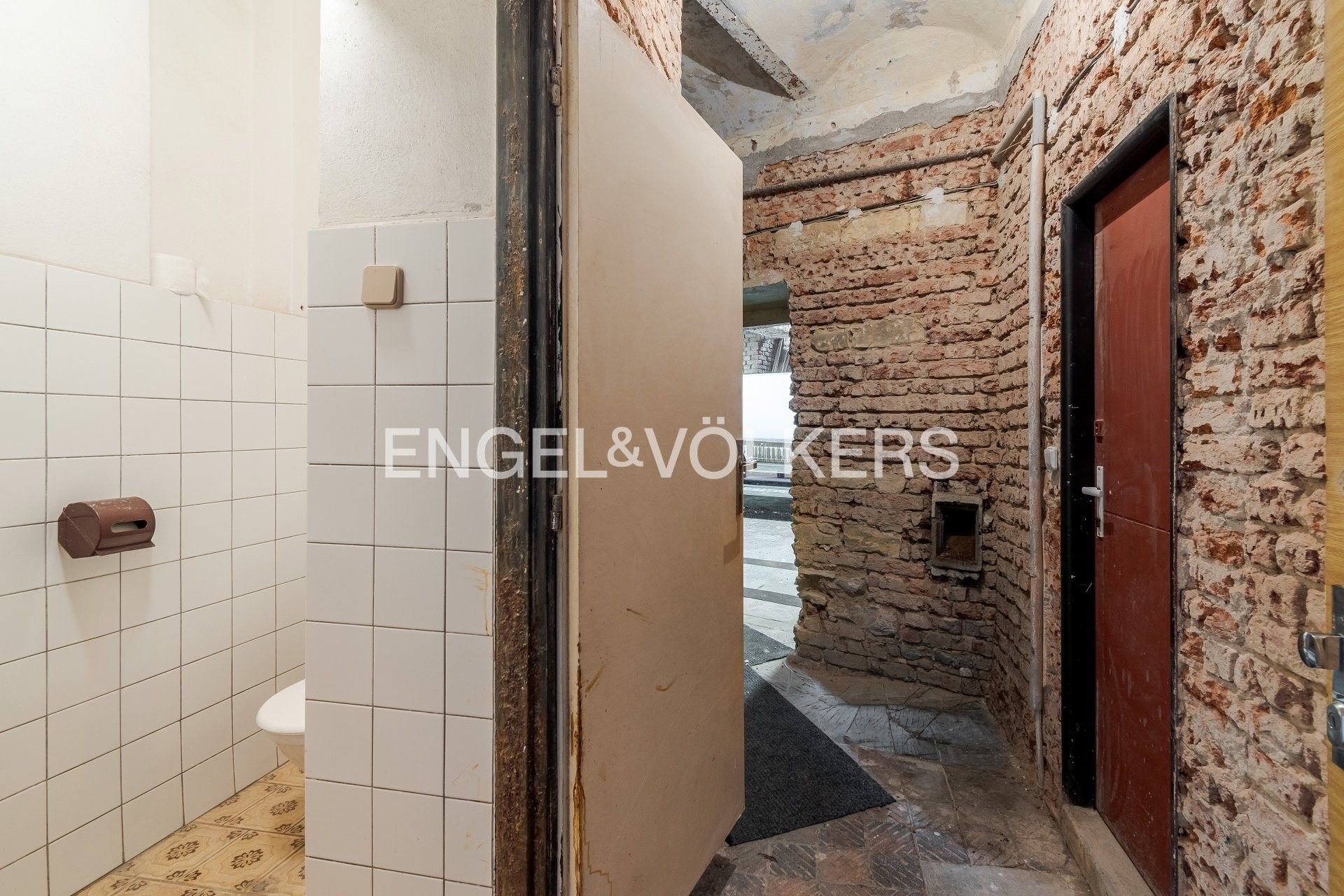 Pronájem sklad - Kostnické náměstí 776, Praha Žižkov, 115 m² - 5