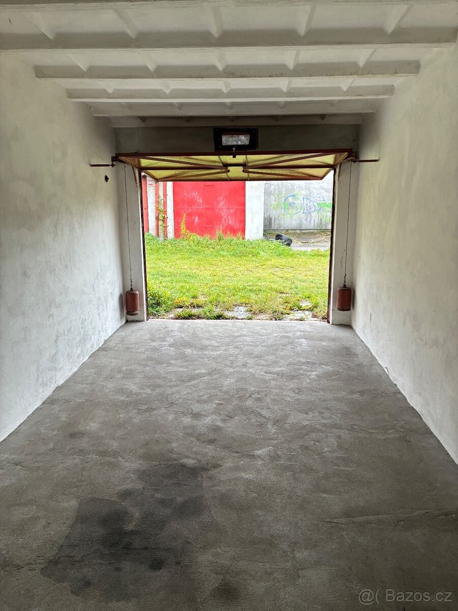Garáže, Česká Třebová, 560 02, 21 m² - 2