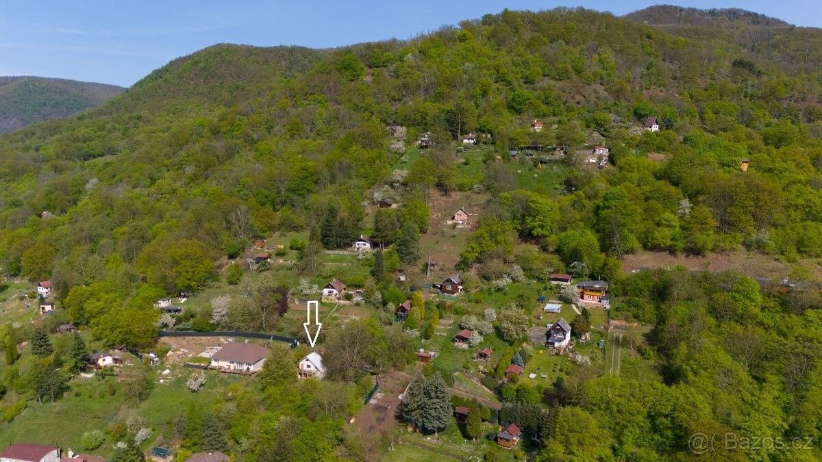 Chaty, Ústí nad Labem, 403 02, 1 275 m²