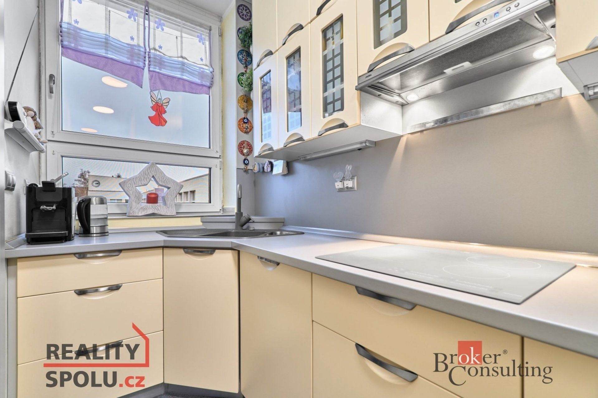 Prodej byt 3+1 - Svobodova, Nová Role, 94 m²