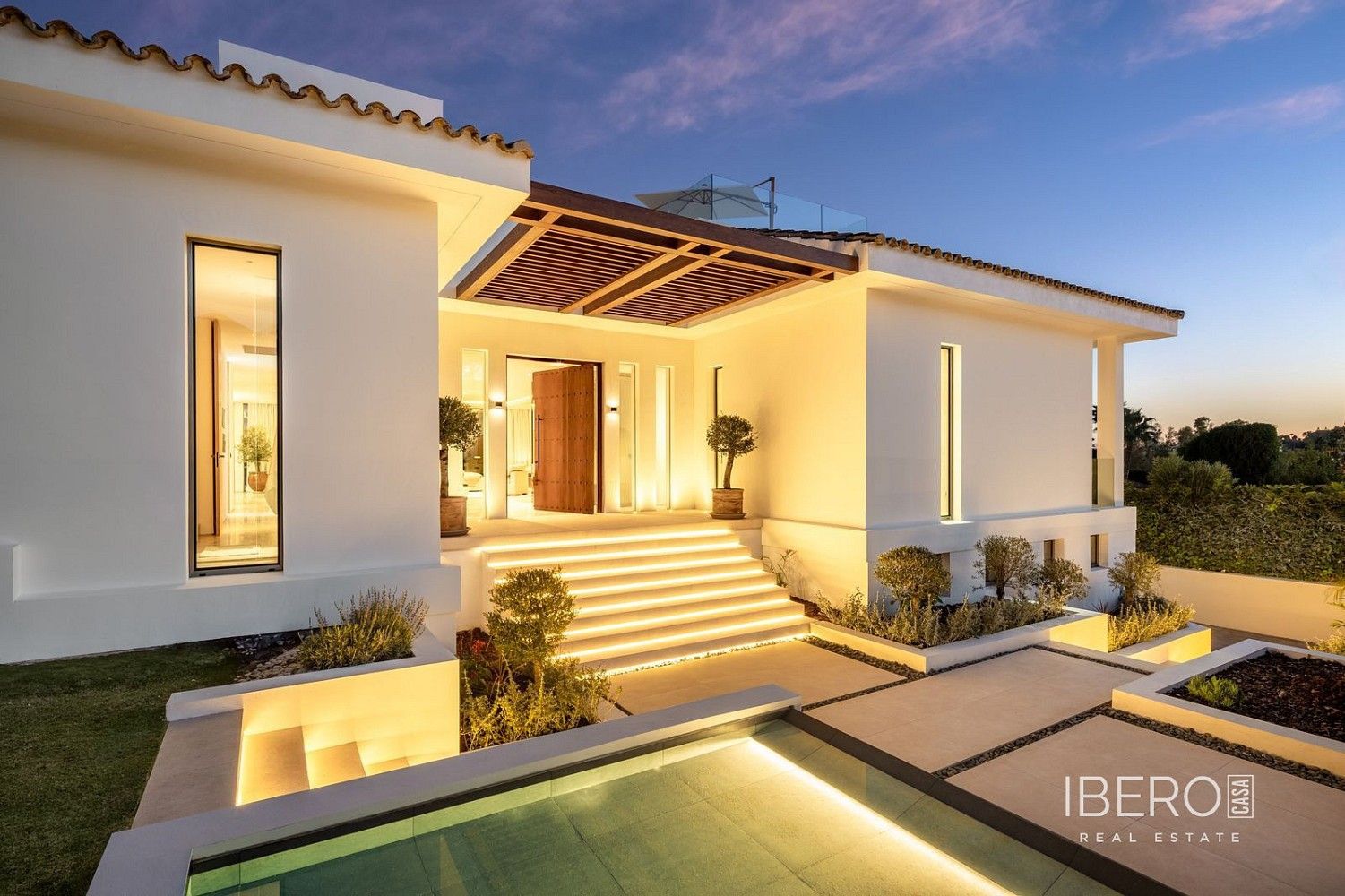 Rodinný dům · 854 m² · Nueva Andalucía, ES - 4