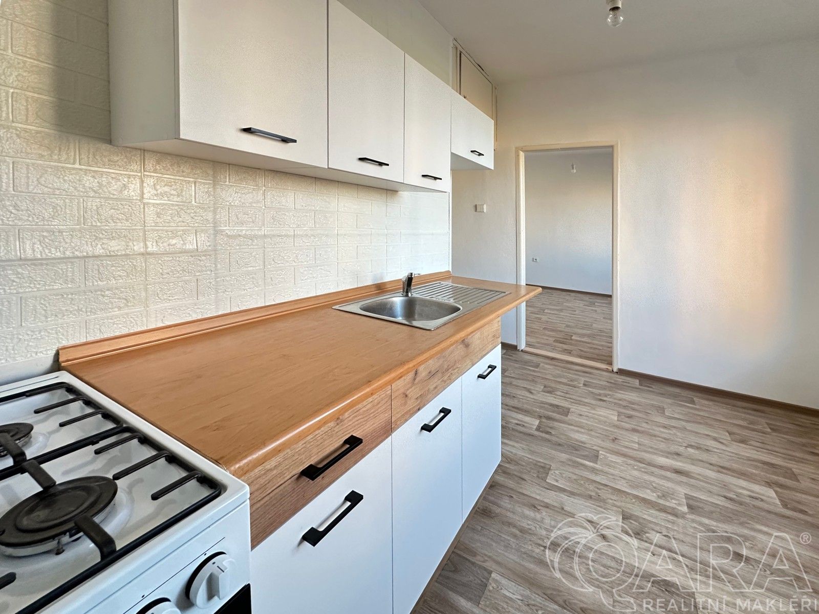 Pronájem byt 2+1 - Bratří Čapků, Příbram, 54 m²