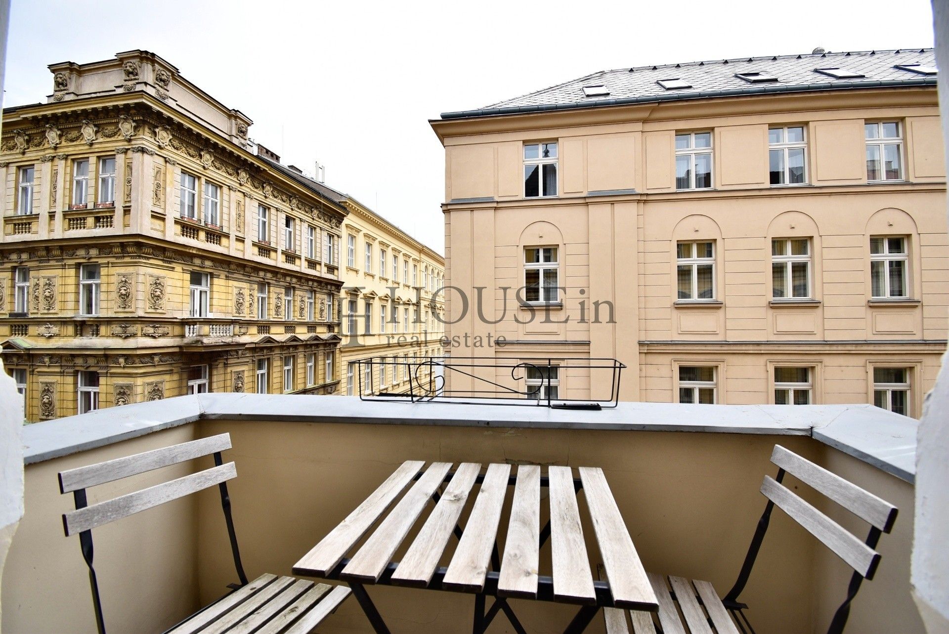 Pronájem byt 3+kk - Křemencova, Praha, 90 m²