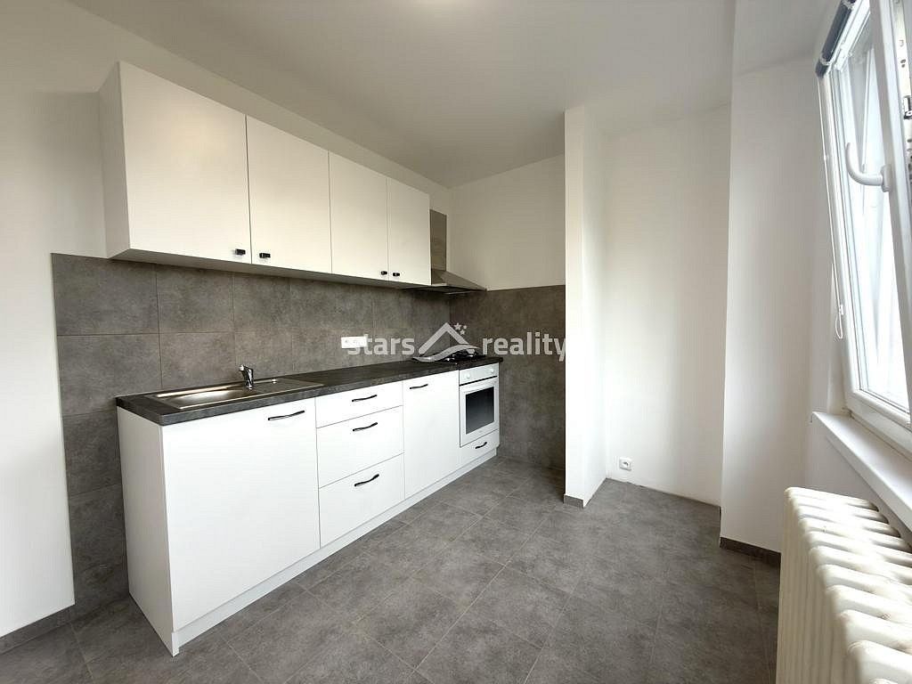 2+1, Kralupy nad Vltavou - Lobeček, okres Mělník, Středočeský kraj, 56 m²