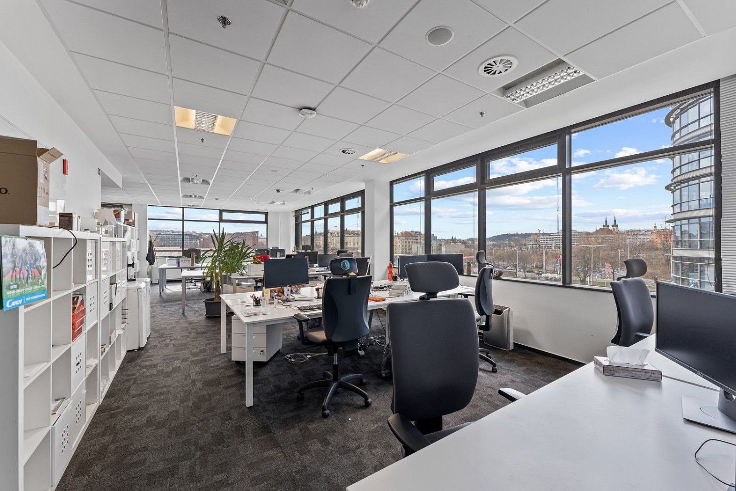 Kancelář · 353 m² · Praha - 4