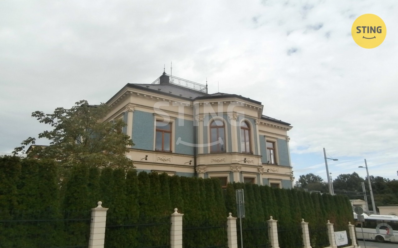 Kancelář, 238 m²