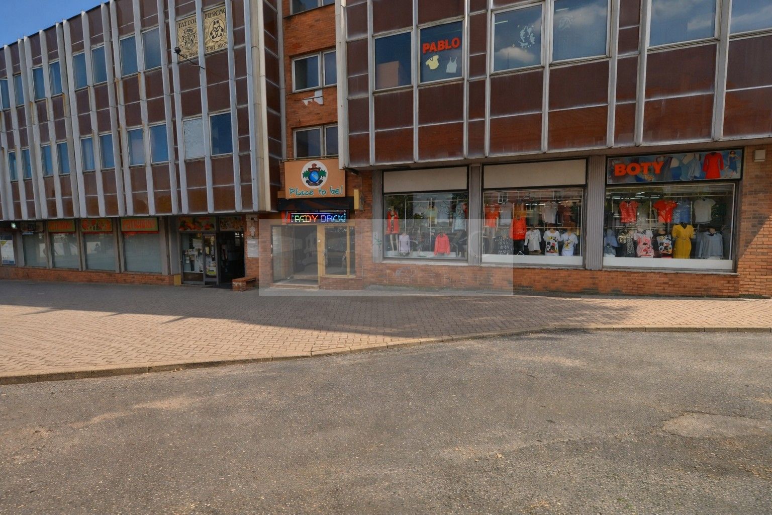 Obchodní prostory, tř. Václava Klementa 1225, Mladá Boleslav, 217 m²
