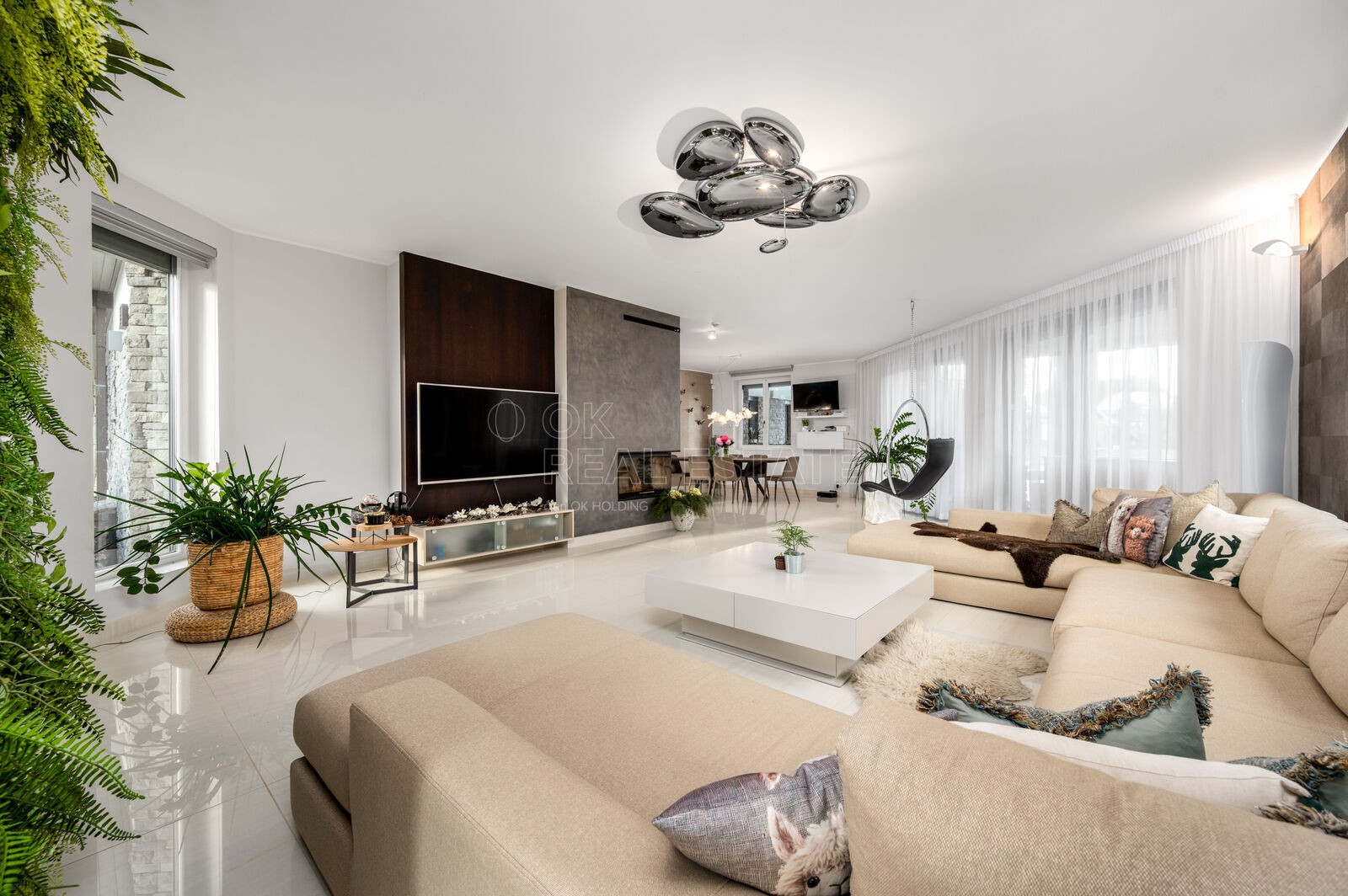 Vila · 546 m² · Rovná, Zvole - 4