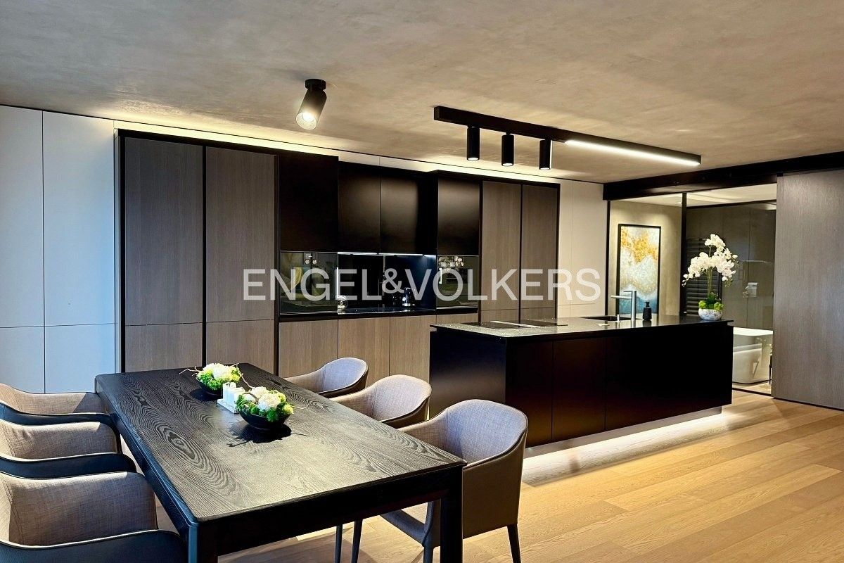 4+kk, Holečkova 3331, Praha Smíchov, 178 m² - 1