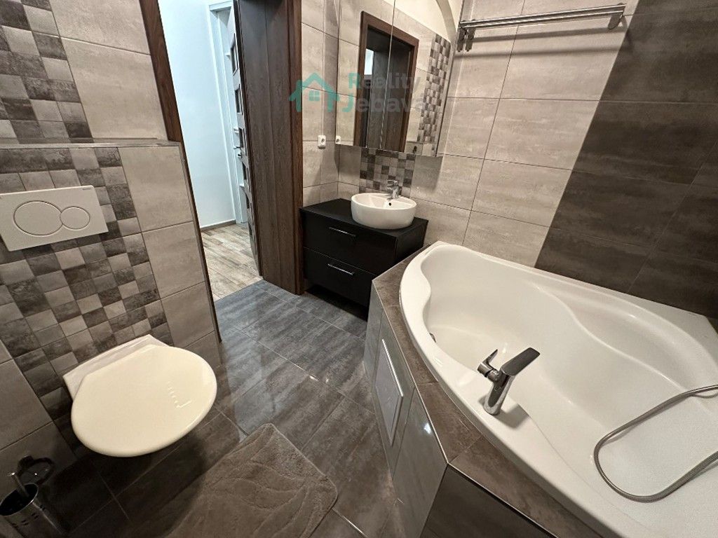 Pronájem byt 1+kk - Filištínská, Chrudim I, 45 m² - 5