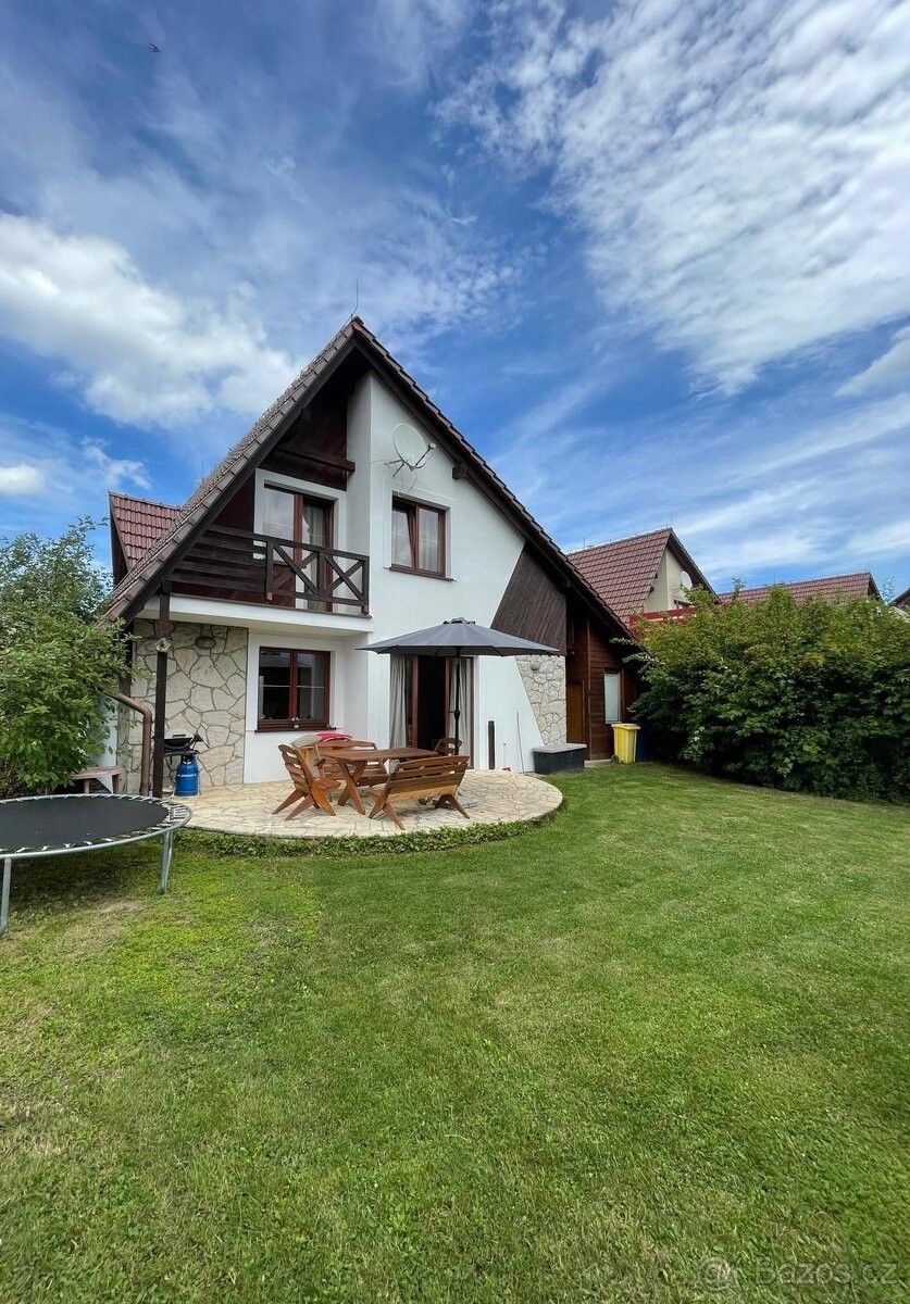 Prodej rodinný dům - 987 65, Slovensko