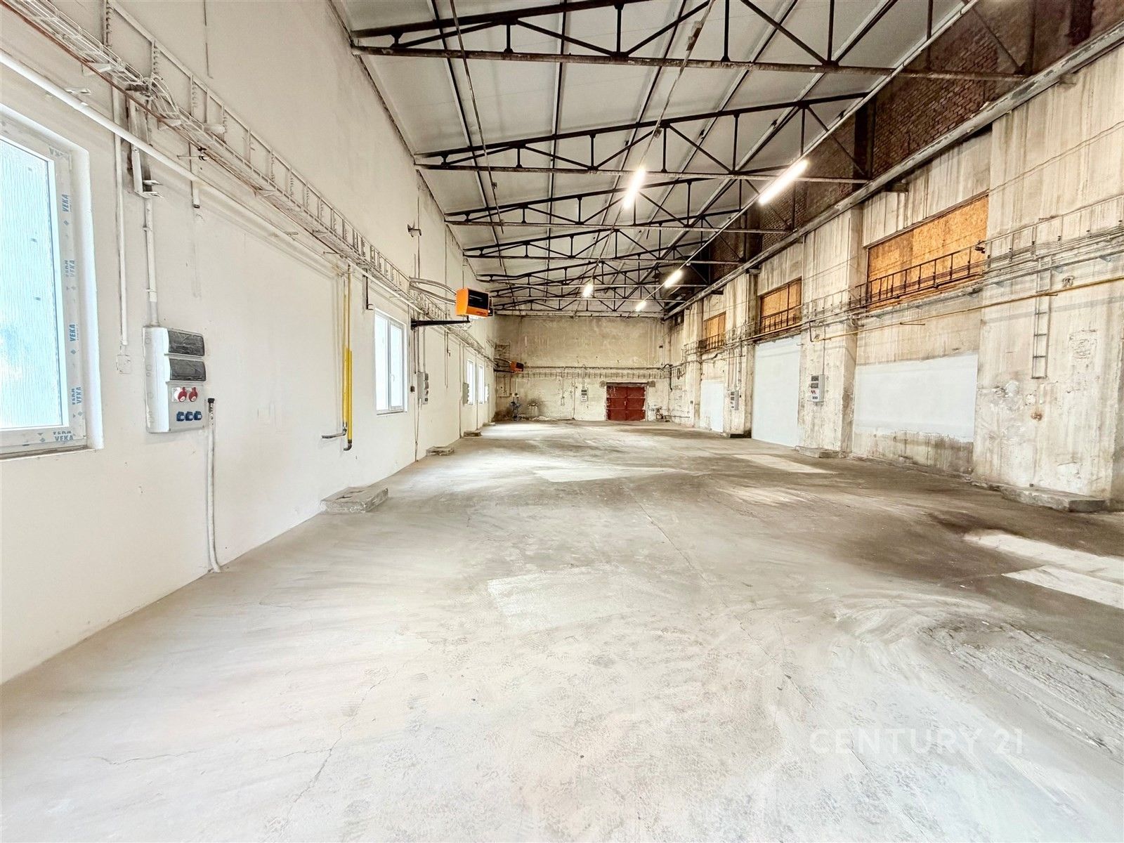 Výrobní prostory · 330 m² · Brněnská 4319, Hodonín - 4