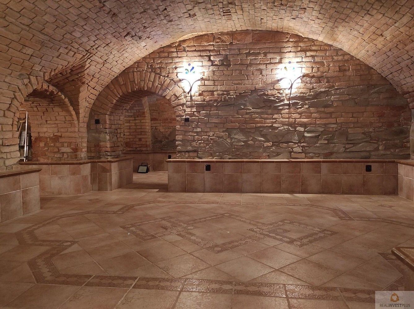 Obchodní prostory, Olomouc, Olomoucký kraj, 111 m² - 1