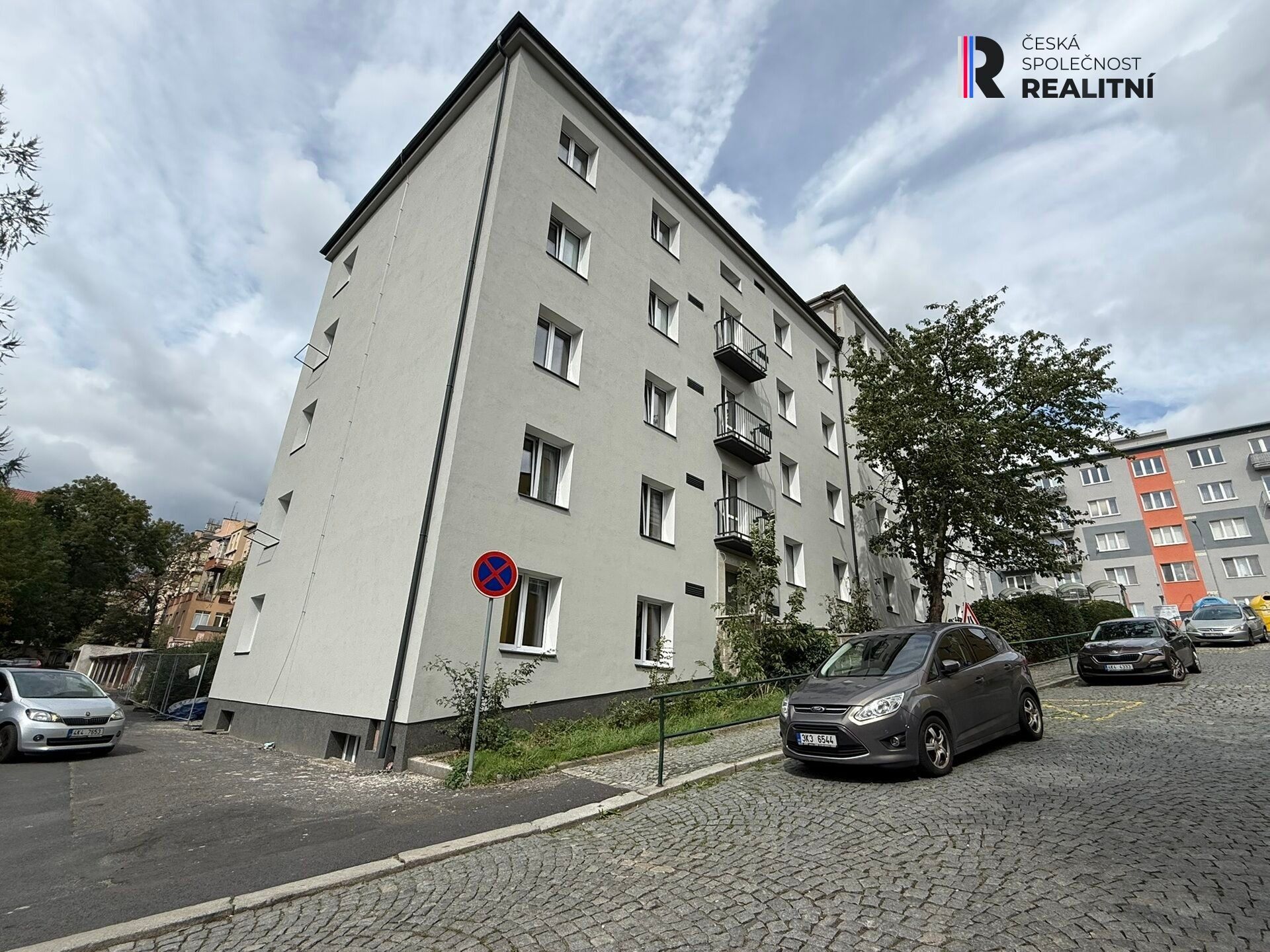 2+1, Roháče z Dubé , Karlovy Vary Rybáře, 53 m²