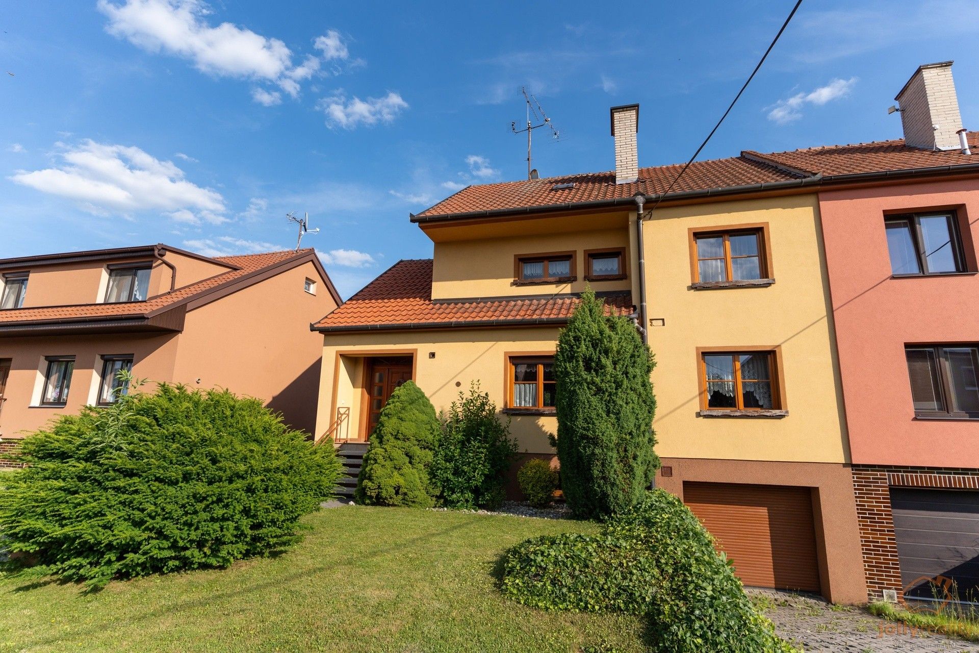 Rodinné domy, Komořany, 290 m²