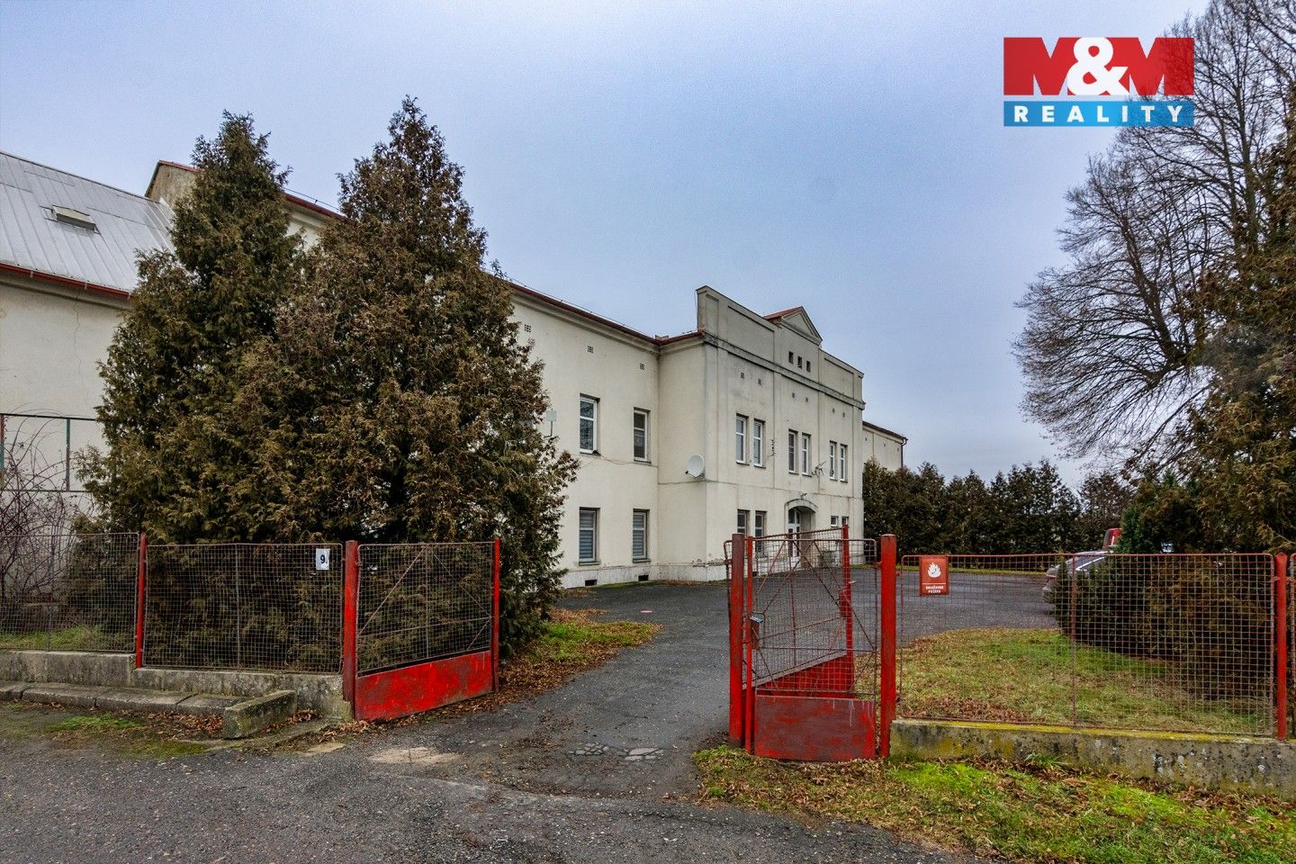 Obchodní prostory, Plazy, 675 m²