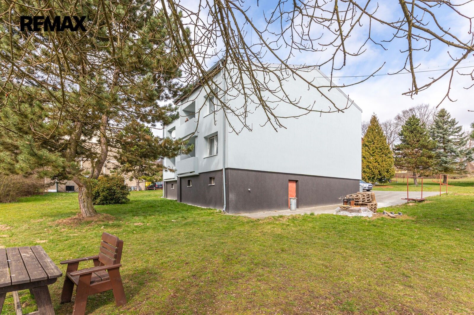 Činžovní domy, Přimda Velké Dvorce, 312 m² - 2