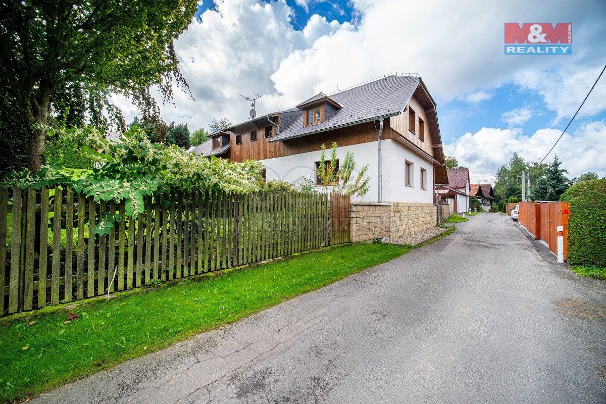 Rodinné domy, Budislav, 268 m²