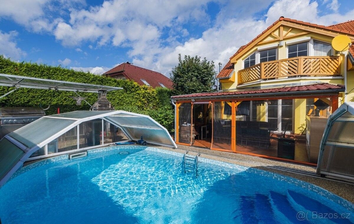 Rodinné domy, Hostivice, 253 01