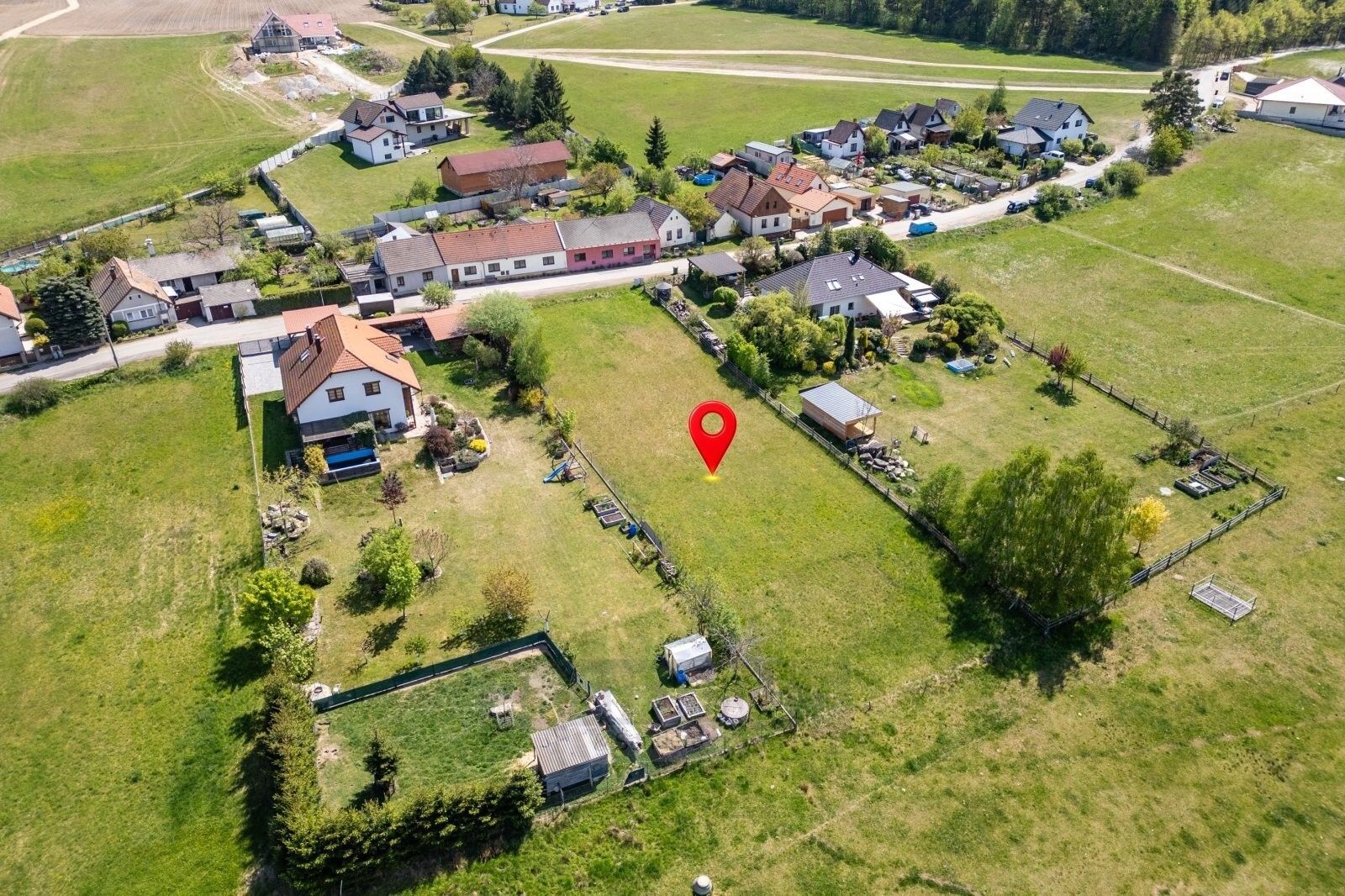 Pozemek pro bydlení · 1 750 m² · Lipí - 3