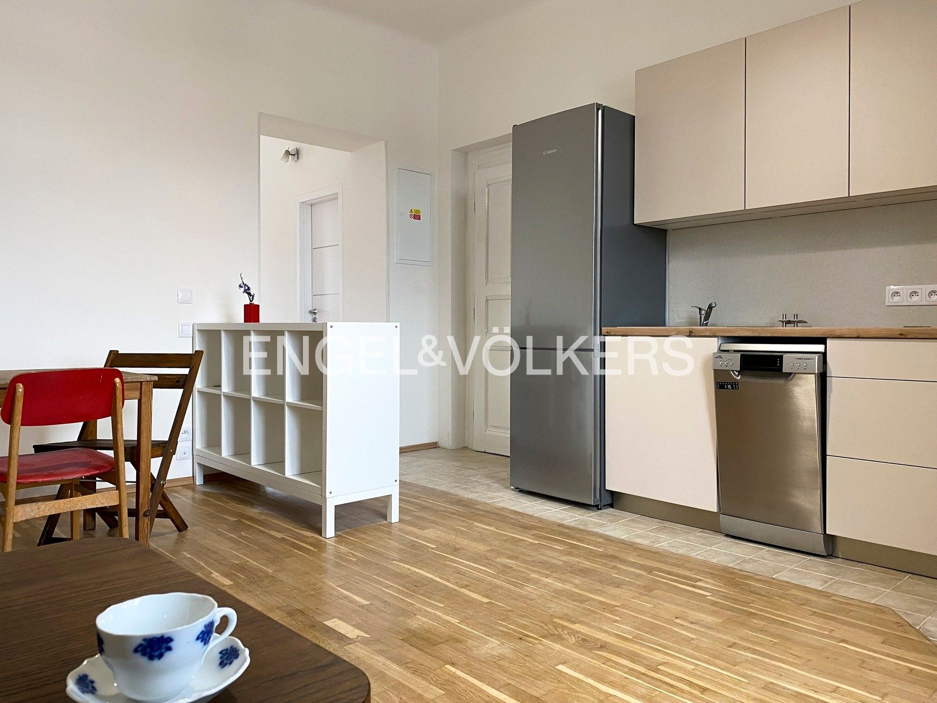 Pronájem byt 2+kk - Na bateriích, Praha, 46 m²