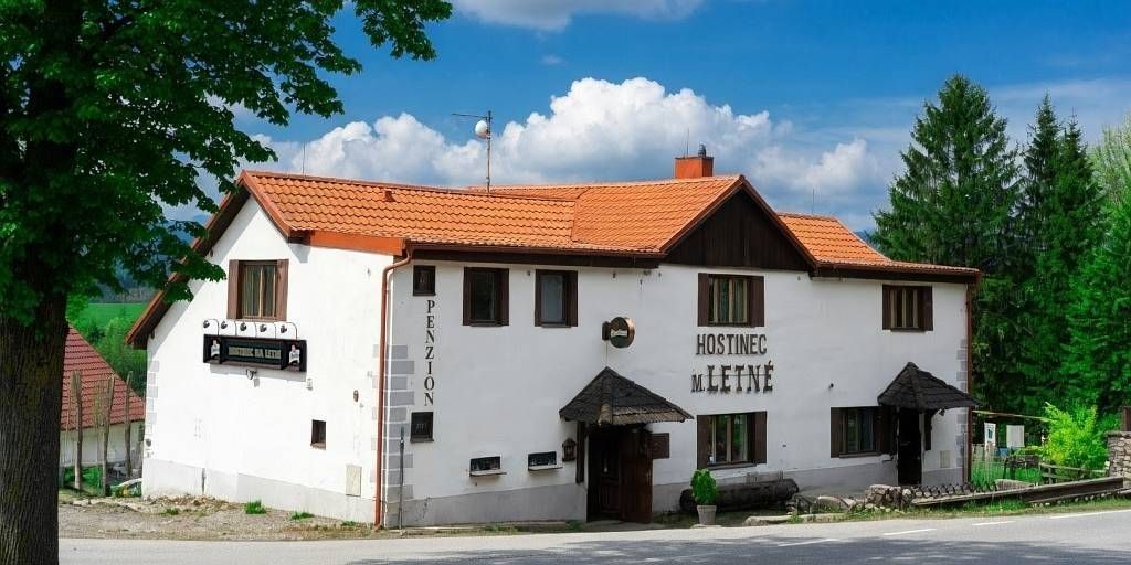 Chaty, Zlatá Koruna - Zlatá Koruna, Jihočeský kraj